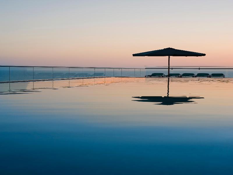 Arena Hotel By The Beach Bat Yam Exterior foto