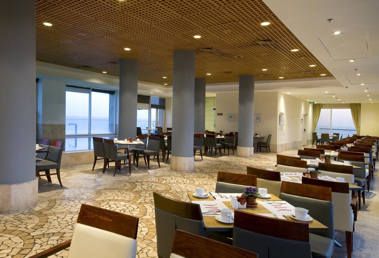 Arena Hotel By The Beach Bat Yam Exterior foto
