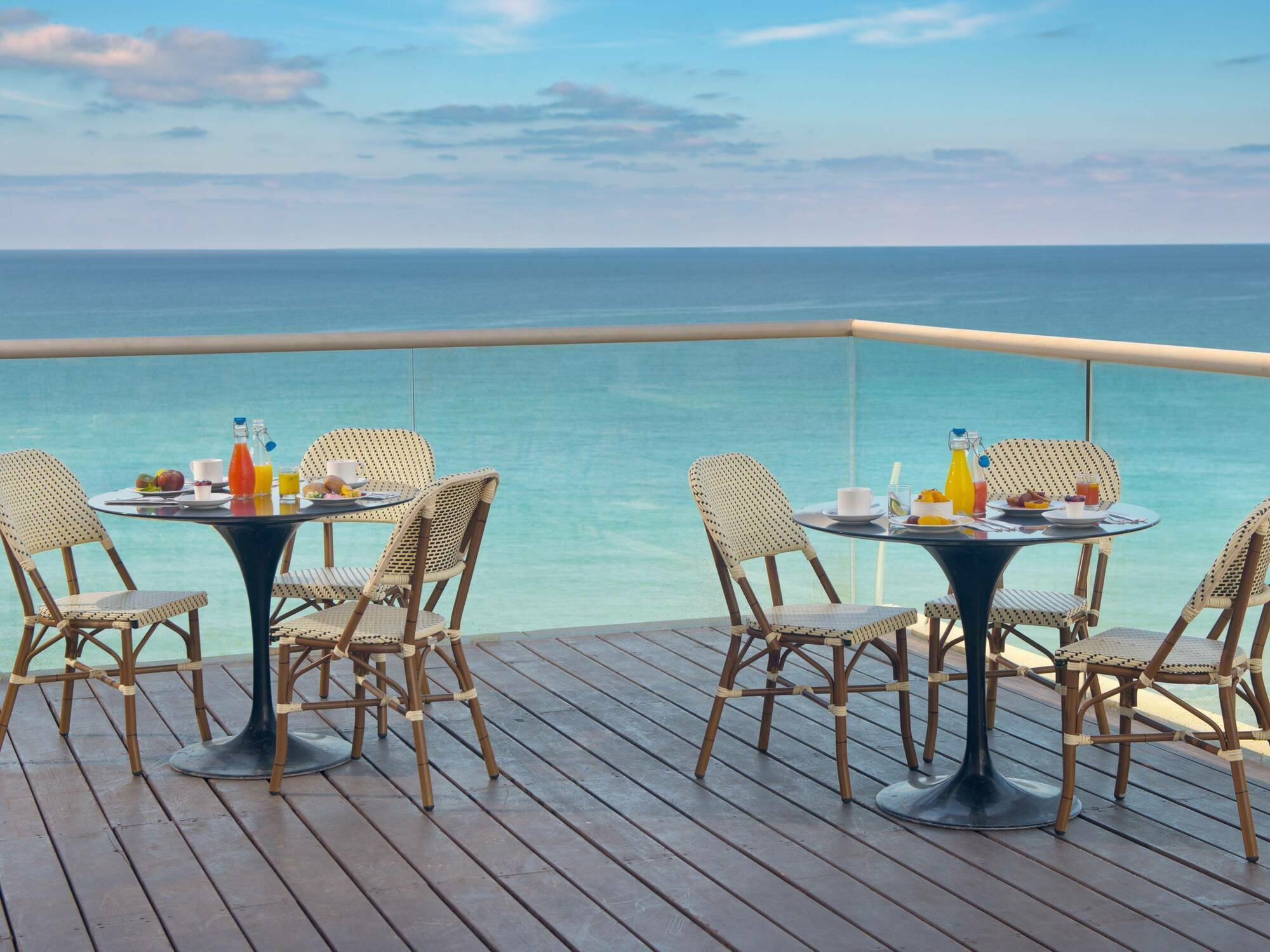 Arena Hotel By The Beach Bat Yam Exterior foto